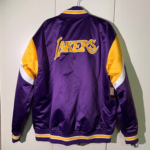 Iconic Purple and Gold Lakers Jacket - Heavyweight Satin - NWT - Size 2XL - Picture 2 of 14